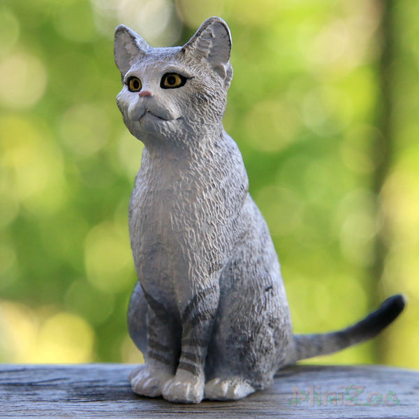 Schleich Persian Cat Sitting