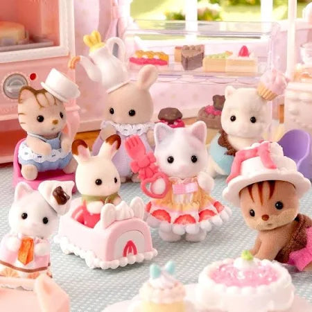 Sylvanian Families - Mystery Baking Baby Party Series