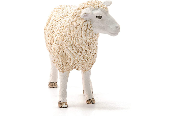 schleich farm life sheep facing the front 