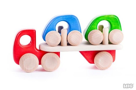 Bajo - Wooden Car Transporter & 2 Cars in Red